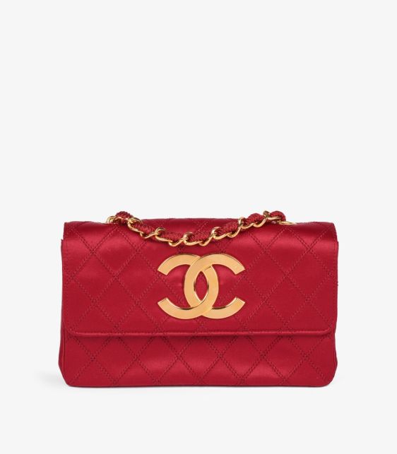 A Pre-Loved Chanel Red Quilted Satin Vintage XL Rectangular Mini Flap Bag from Xupes