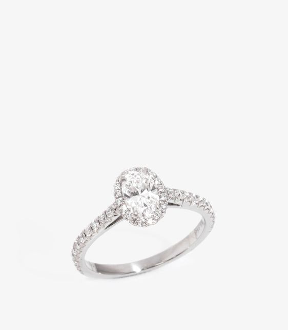 Tiffany & Co. 0.46ct Oval Cut Diamond Platinum Soleste Ring at Xupes