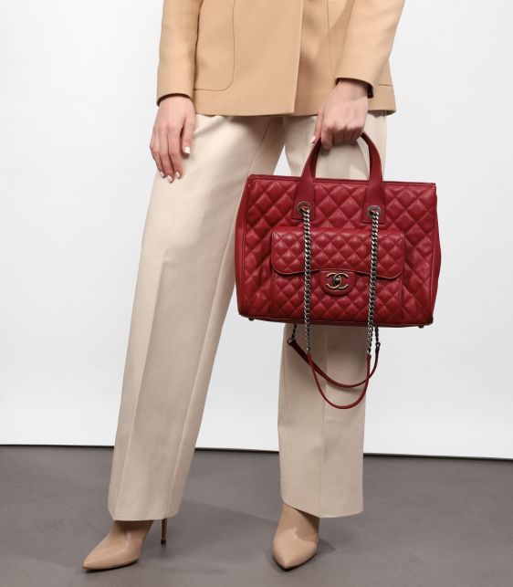 Burgundy Quilted Caviar Leather Large Casual Pocket Tote