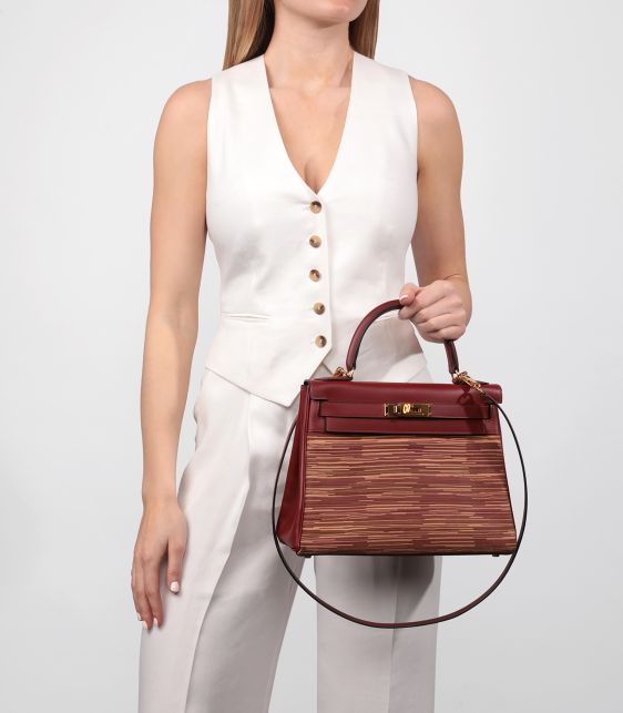 Rouge H Box Calf Leather Vibrato Kelly 28cm Retourne