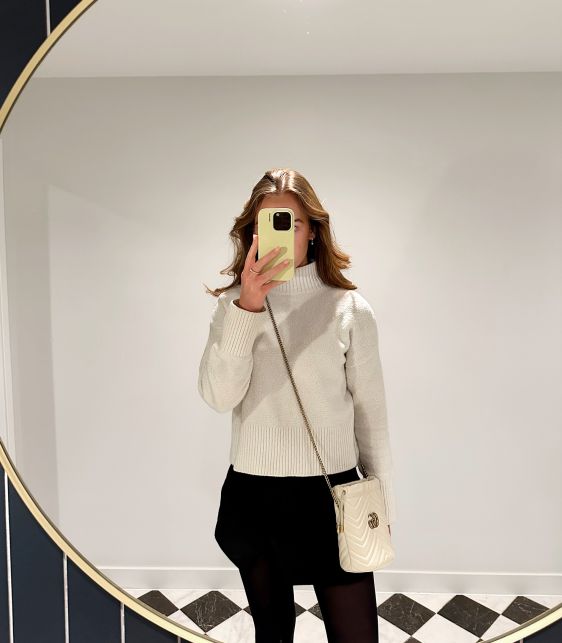 Beige Chevron Quilted Calfskin Leather GG Marmont Mini Bucket Bag