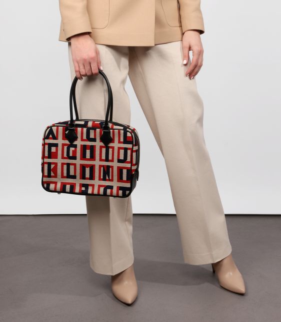 Black Swift Leather & Lettres au Carré Toile de Camp Plume 28