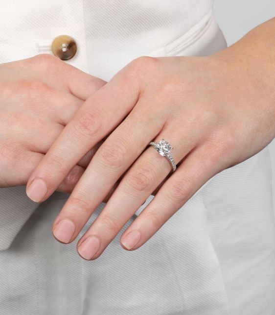 2.04ct Cushion Cut Diamond Novo Platinum Ring