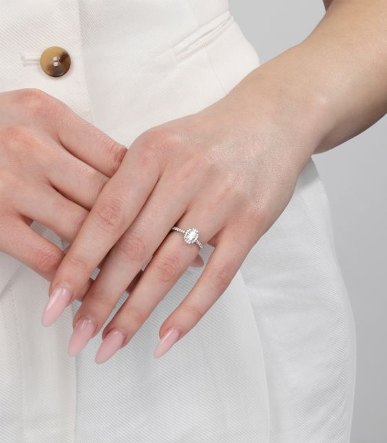 0.46ct Oval Cut Diamond Platinum Soleste Ring