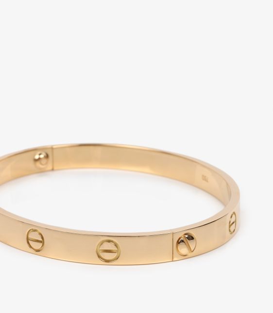18ct Yellow Gold Love Bangle